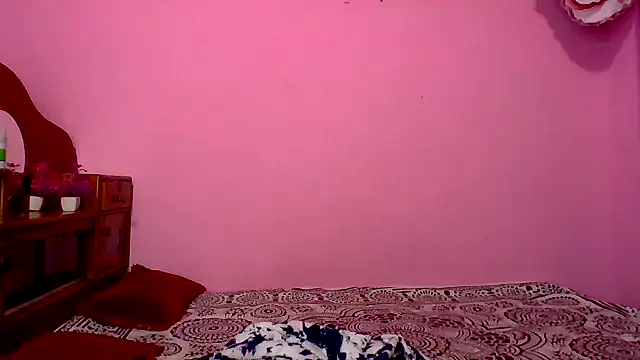 jenny-ki-bella online show from December 4, 5:00 pm