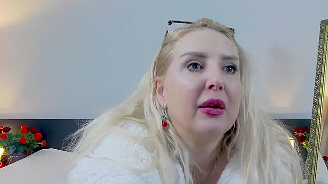 MariaRichi  online show from February 22, 3:47 pm