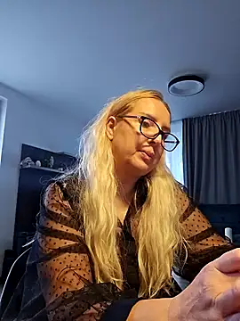 MariaRichi  online show from February 26, 7:20 am