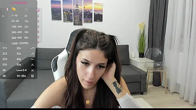 Kimi Ivy online show from October 9, 3:37 am