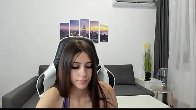 Kimi Ivy online show from October 19, 4:24 am