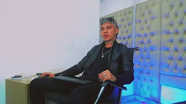 HannibalLester online show from February 2, 4:15 am