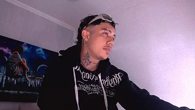 HannibalLester online show from March 5, 9:04 pm