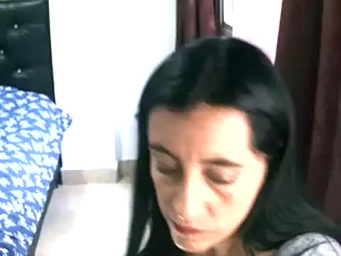 hailey85 online show from December 24, 10:28 pm