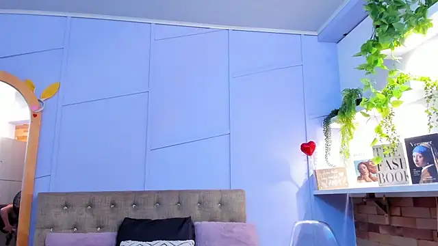 nathalie rossel online show from September 9, 7:52 am