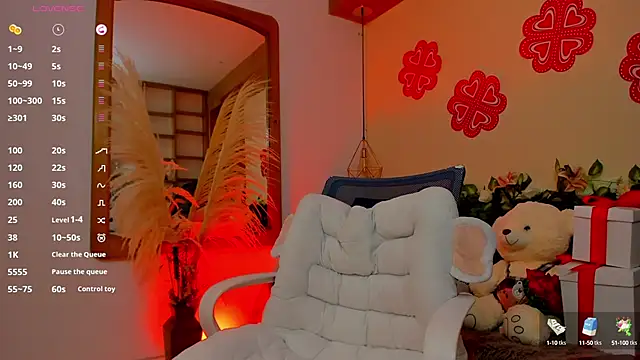 Hannah williams1 online show from February 14, 9:21 pm