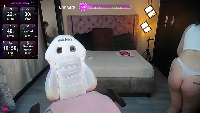 Snapshot of Naiara_Sex_ chatting on December 9, 1:02 pm Naiara Sex online show from December 9, 1:02 pm