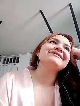 Snapshot of Naiara_Sex_ chatting on December 10, 7:00 pm Naiara Sex online show from December 10, 7:00 pm