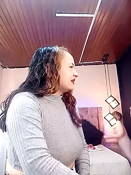 Snapshot of Naiara_Sex_ chatting on December 14, 2:53 pm Naiara Sex online show from December 14, 2:53 pm