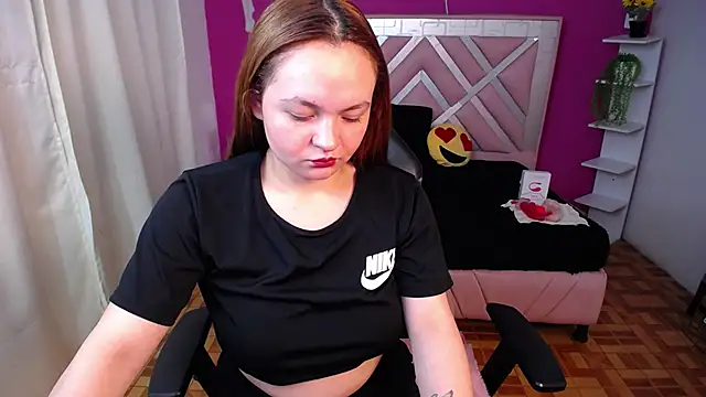 Snapshot of Naiara_Sex_ chatting on January 2, 1:30 pm Naiara Sex online show from January 2, 1:30 pm