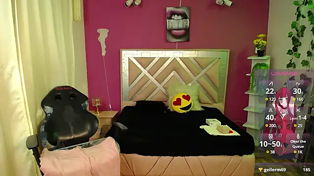 Snapshot of Naiara_Sex_ chatting on January 8, 5:26 pm Naiara Sex online show from January 8, 5:26 pm