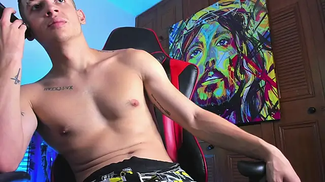 Dimitri higth420 online show from February 12, 11:30 pm