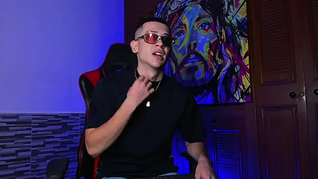 Dimitri higth420 online show from February 19, 12:25 am