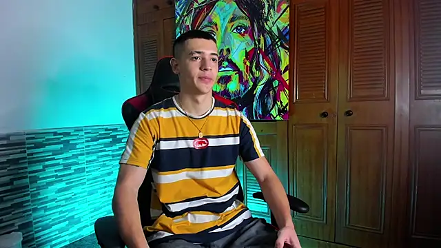 Dimitri higth420 online show from February 27, 11:04 pm