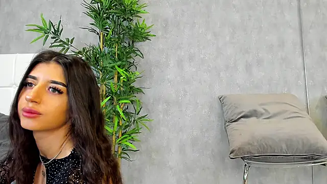 KatelynSparks online show from March 19, 6:35 am