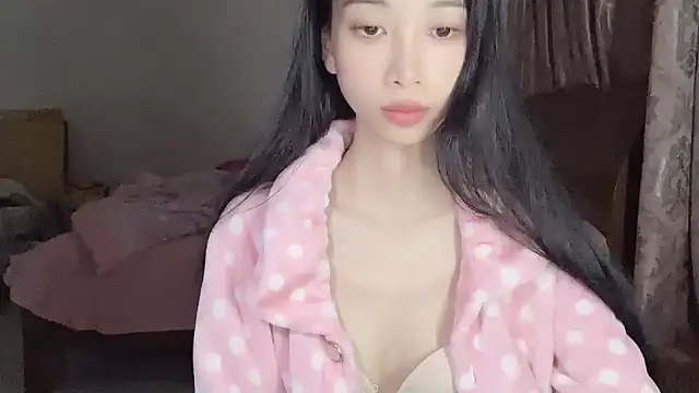 Lili-2 online show from February 16, 11:05 pm