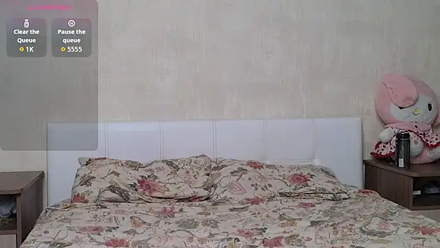 Betty Blamee online show from October 13, 9:09 am