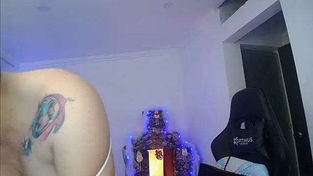 Snapshot of Madame_Shein_ chatting on January 5, 1:56 am Madame Shein online show from January 5, 1:56 am