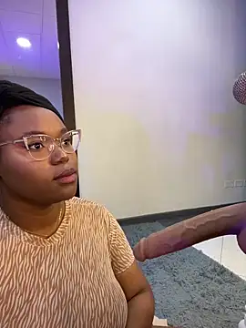 Makena gh online show from March 8, 3:50 am