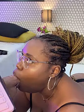 Makena gh online show from March 23, 7:31 am