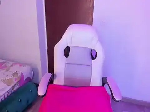 Snapshot of Jhiinny_Brownn chatting on March 22, 3:09 am Jhiinny Brownn online show from March 22, 3:09 am