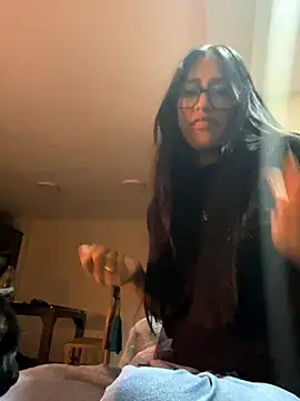 AleFantasy0001 online show from November 27, 4:36 am