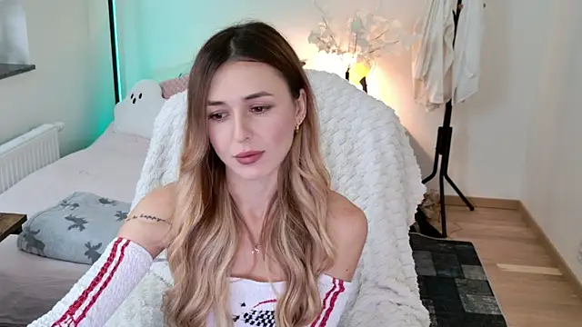 Sophie Enzo online show from January 26, 11:18 pm