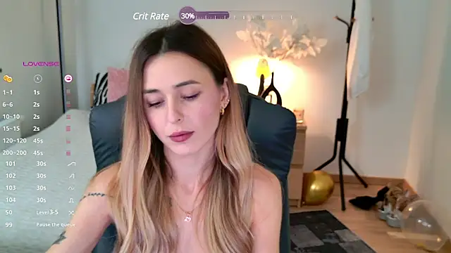 Sophie Enzo online show from February 1, 10:34 pm