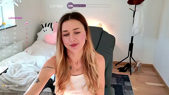 Sophie Enzo online show from February 14, 8:42 am