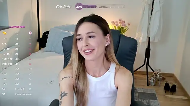 Sophie Enzo online show from March 11, 10:20 pm