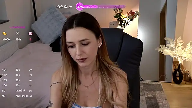 Sophie Enzo online show from March 16, 10:20 pm