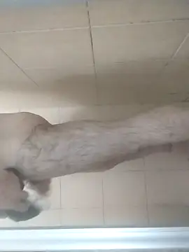 Elladomasobscuro1 online show from December 19, 2:35 pm