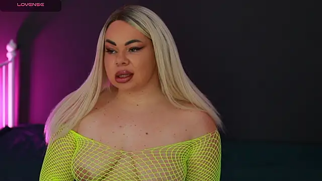 MissLilaa online show from December 7, 4:47 pm