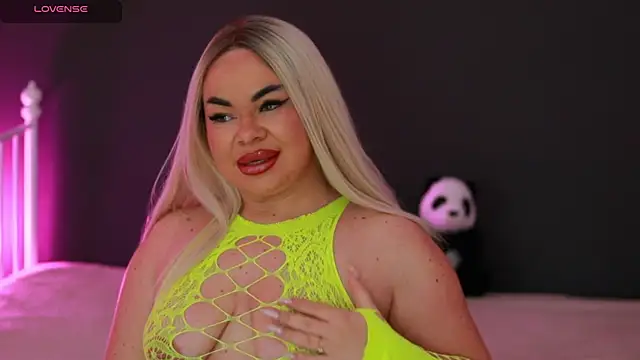 MissLilaa online show from December 17, 6:42 pm