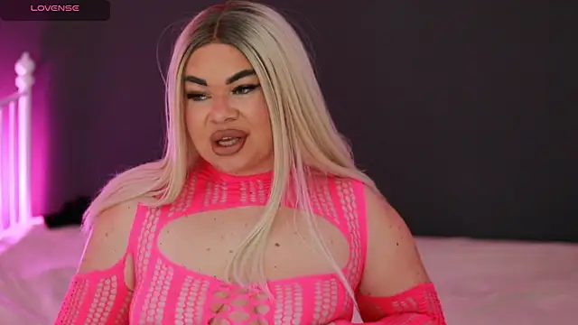 MissLilaa online show from December 20, 4:46 pm