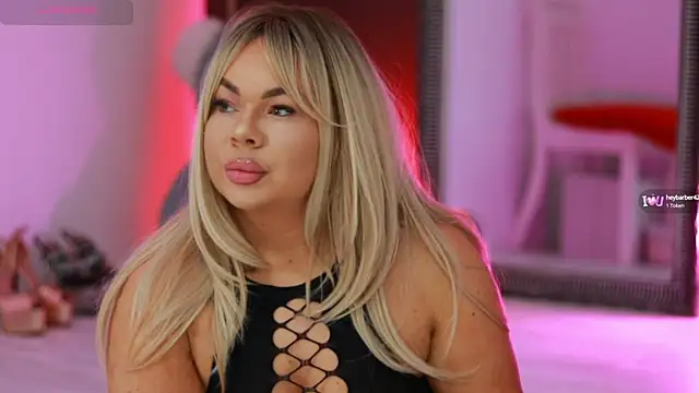 MissLilaa online show from March 13, 5:28 pm