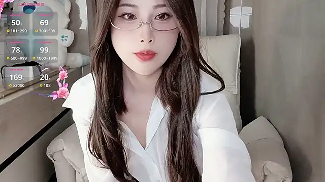 Blossom-666 online show from September 18, 2:52 pm