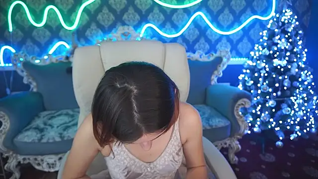 Roxy Rayy online show from December 19, 11:03 pm