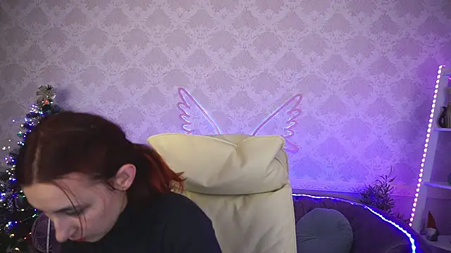 Roxy Rayy online show from January 9, 7:50 pm