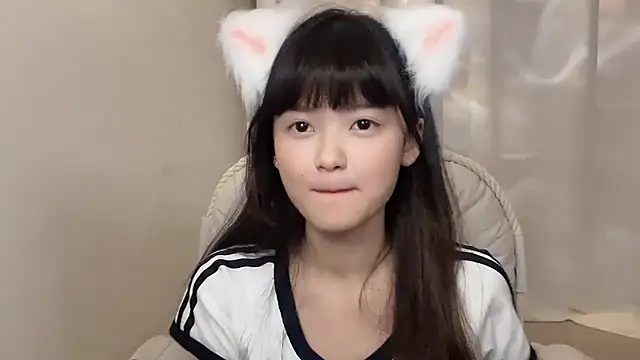 Snapshot of max688 chatting on January 8, 1:41 pm max688 online show from January 8, 1:41 pm