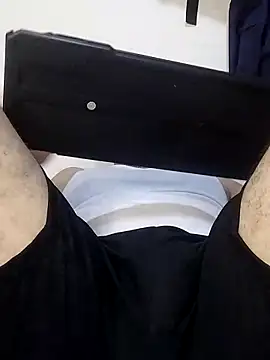 Snapshot of CRISTHIAN_GREY01 chatting on March 22, 6:22 am CRISTHIAN GREY01 online show from March 22, 6:22 am