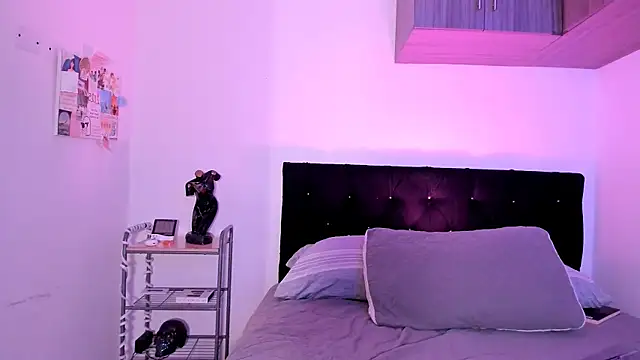 JaycoThomas online show from November 27, 2:13 am