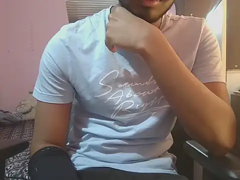 KissesBoyAD online show from December 1, 6:57 pm