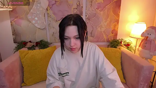 fiamoory online show from January 5, 7:38 am