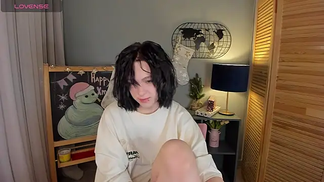 fiamoory online show from January 6, 1:31 am