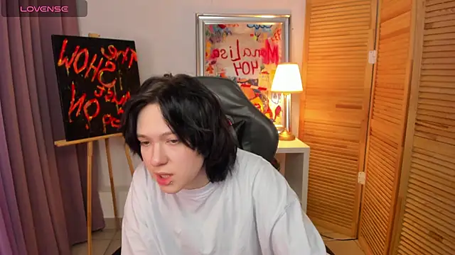 fiamoory online show from January 12, 1:11 am