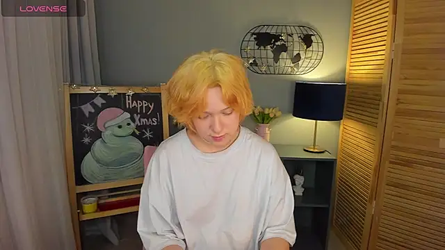 fiamoory online show from January 17, 4:28 am