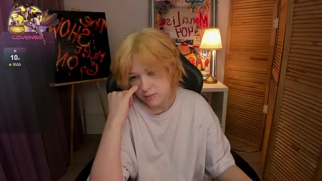 fiamoory online show from January 20, 5:04 am