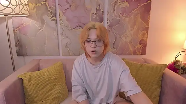 fiamoory online show from January 21, 2:00 am