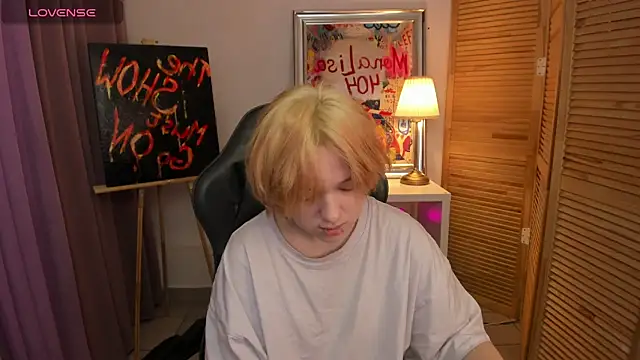 fiamoory online show from January 22, 1:31 am